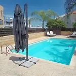 Villa Felicity 2-br With Private Pool Near Kapparis Rated 10 Out Of 10 *