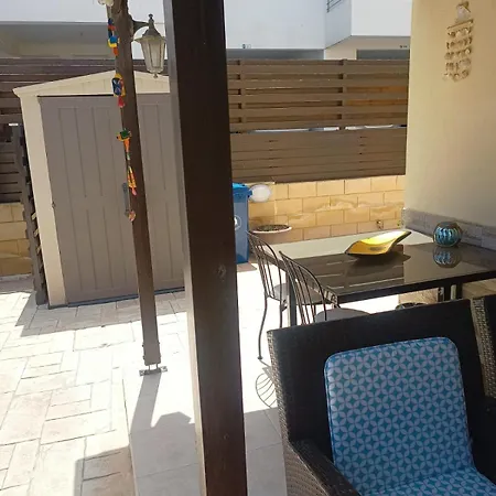 Felicity 2-br With Private Pool Near Kapparis Rated 10 Out Of 10 *