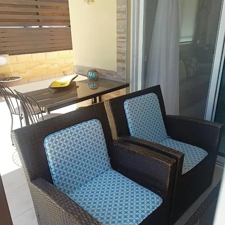 Felicity 2-br With Private Pool Near Kapparis Rated 10 Out Of 10 Paralimni