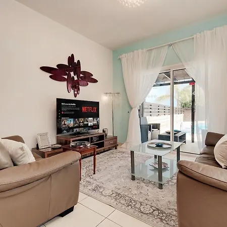 Felicity 2-br With Private Pool Near Kapparis Rated 10 Out Of 10 *
