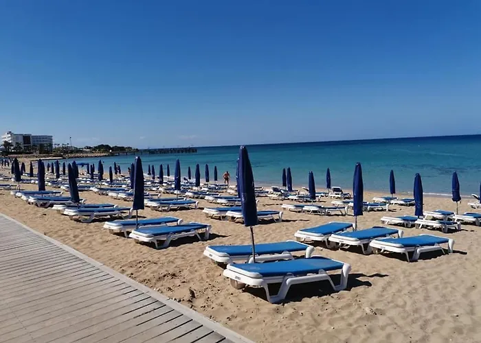 Felicity 2-Br Villa With Private Pool Near Kapparis Beach Rated 10 Out Of 10 * 파라림니