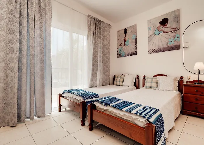 빌라 Felicity 2-Br Villa With Private Pool Near Kapparis Beach Rated 10 Out Of 10 파라림니