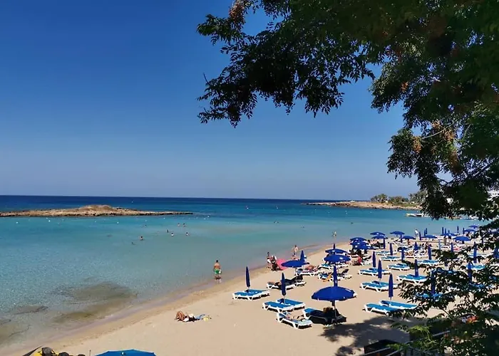 Felicity 2-Br Villa With Private Pool Near Kapparis Beach Rated 10 Out Of 10 파라림니