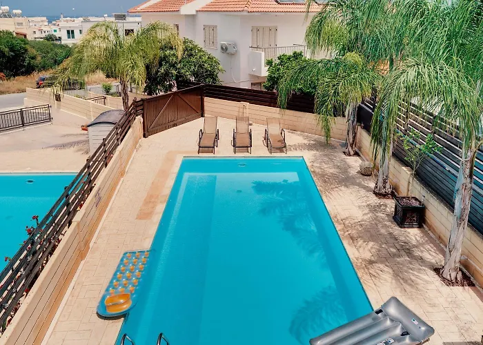 Felicity 2-Br Villa With Private Pool Near Kapparis Beach Rated 10 Out Of 10 * 파라림니