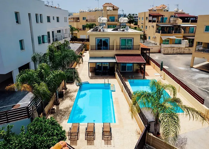 Felicity 2-Br Villa With Private Pool Near Kapparis Beach Rated 10 Out Of 10 파라림니