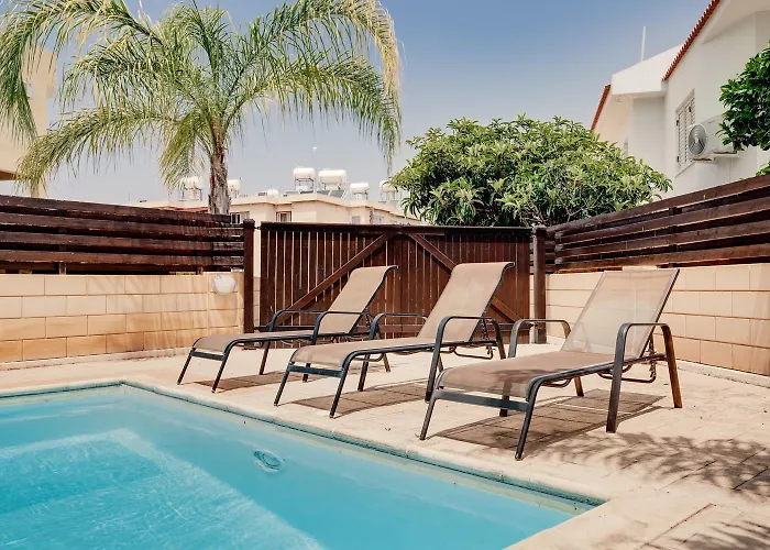 빌라 Felicity 2-Br Villa With Private Pool Near Kapparis Beach Rated 10 Out Of 10 파라림니