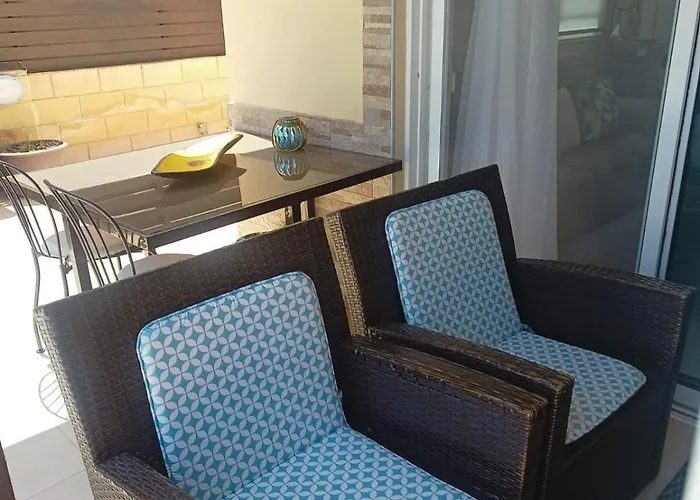 Felicity 2-Br Villa With Private Pool Near Kapparis Beach Rated 10 Out Of 10 파라림니